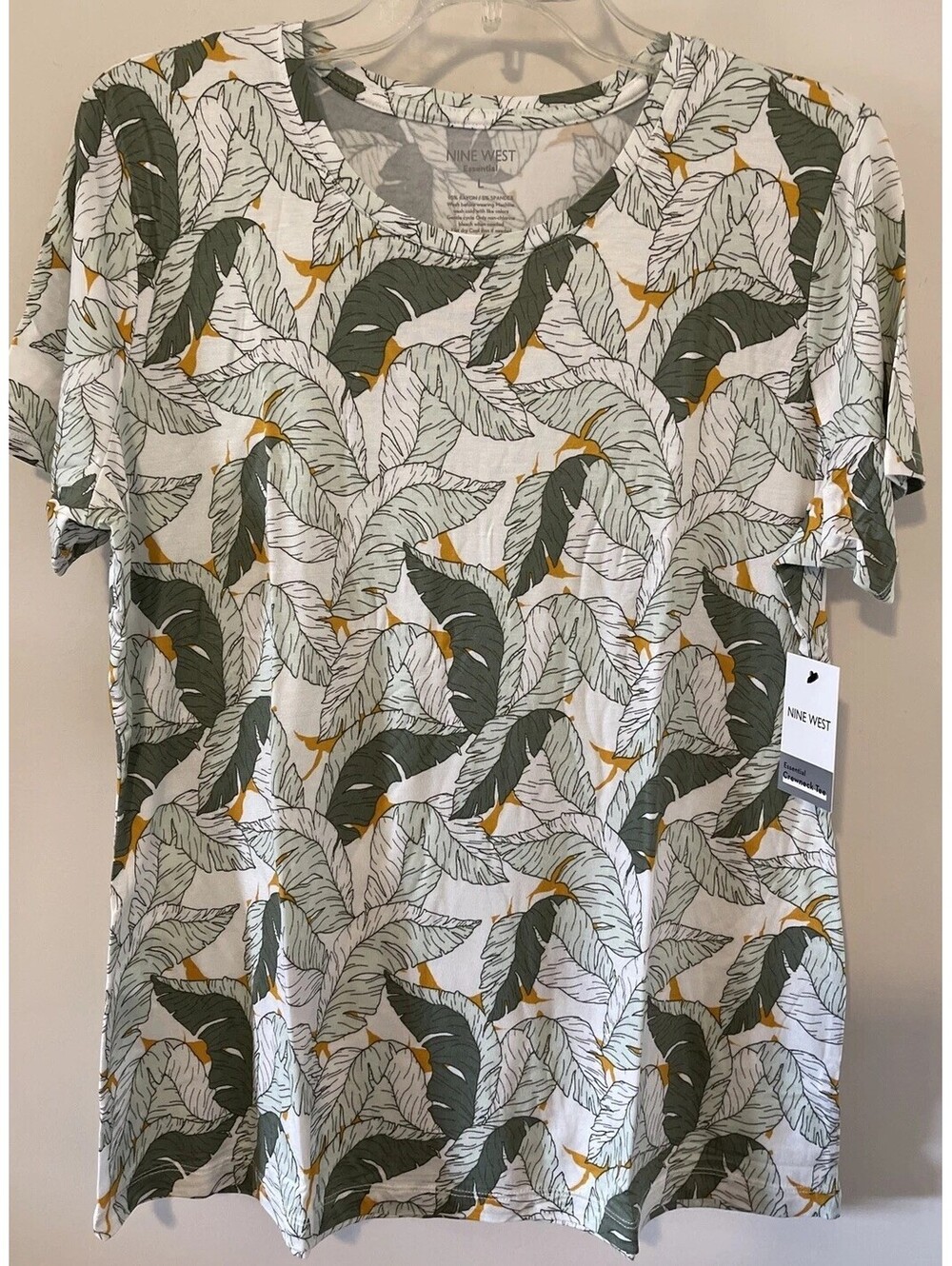 Nine West Womens Large Green Floral Short Sleeved Crewneck Blouse NWT! A1009